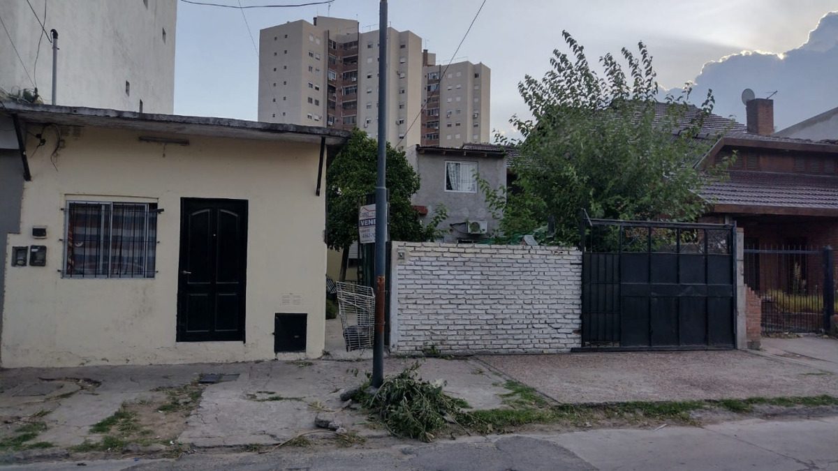 Casa PH 5 ambientes con cochera y jardín en San Miguel Centro