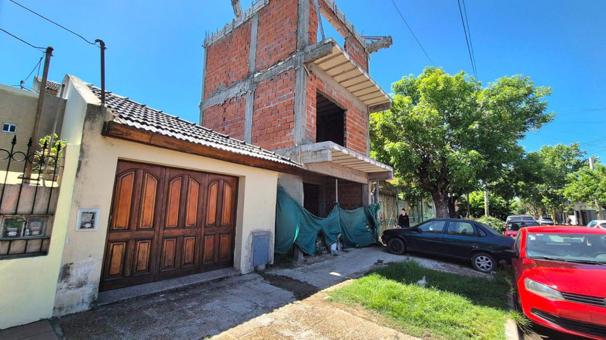 Venta Casa, San Miguel, Tres Dormitorios