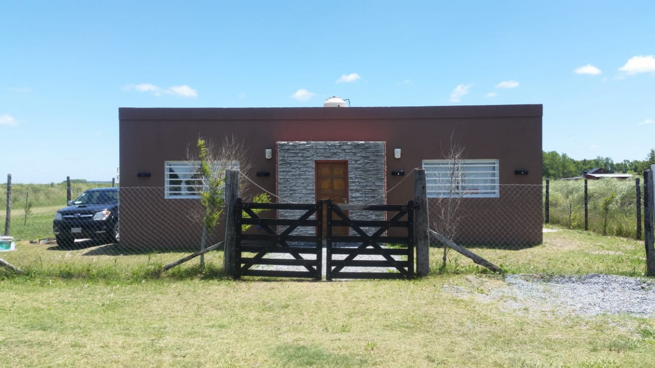 Venta en Las Toninas – Doble Vivienda de 3 Ambientes sobre Terreno de 800 m²