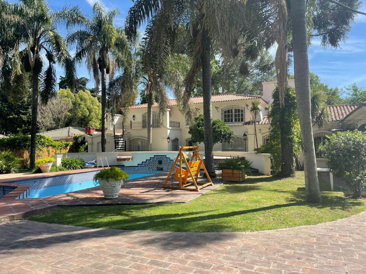Quinta Amoblada en Barrio Cerrado