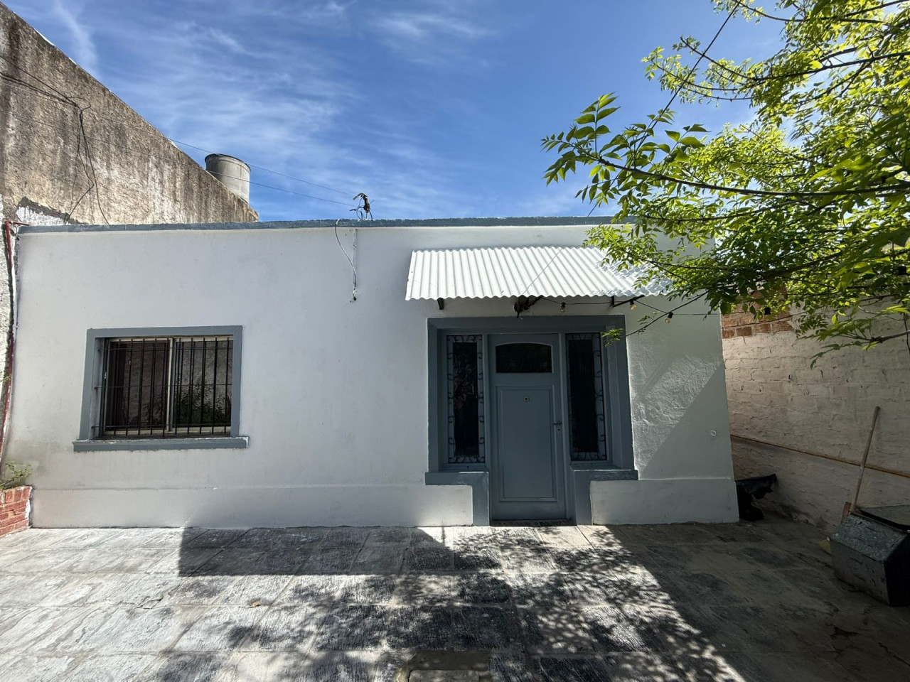 VENTA PH 3 AMBIENTES CON PATIO Y COCHERA  EN BELLA VISTA