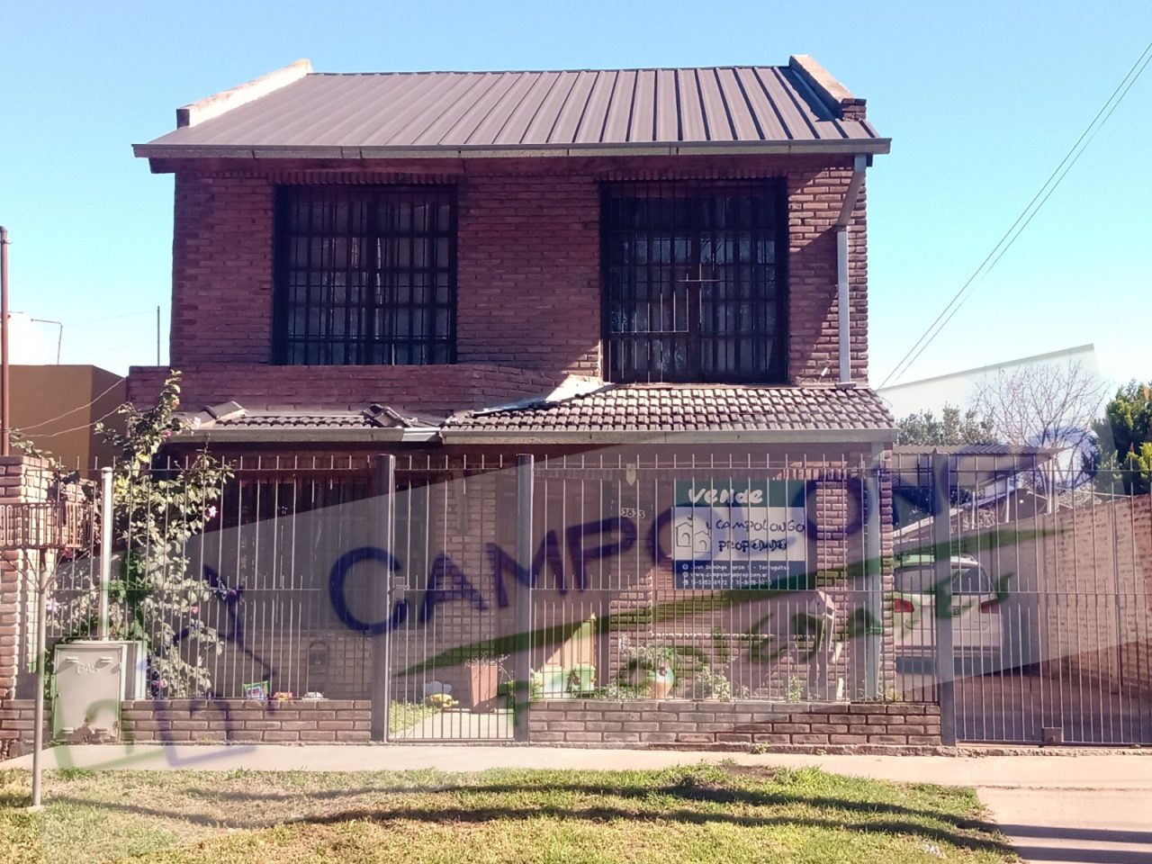 CASA CENTRICA EN TORTUGUITAS